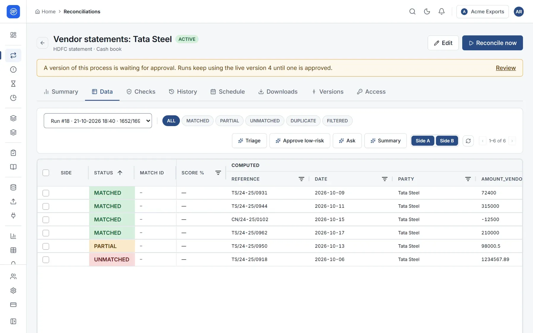 The Data tab listing the records of a run with their status, reference, date, party and amounts.